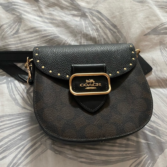 Coach Crossbody like new - Picture 7 of 11